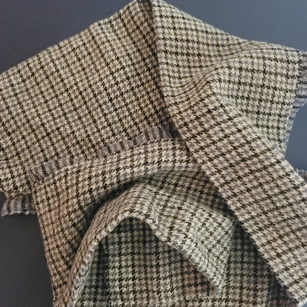 Assorted scarves - Picture 8 of 8
